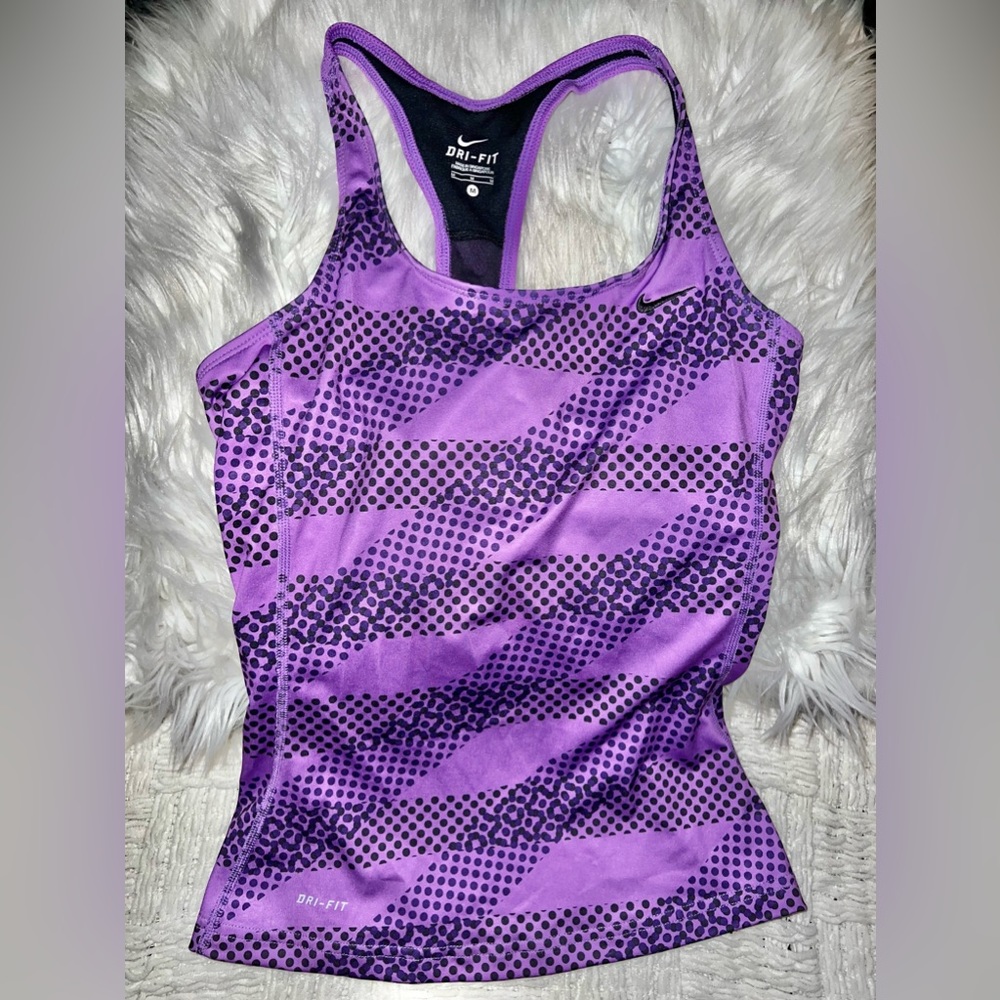 Athletic women’s Nike tank size Medium